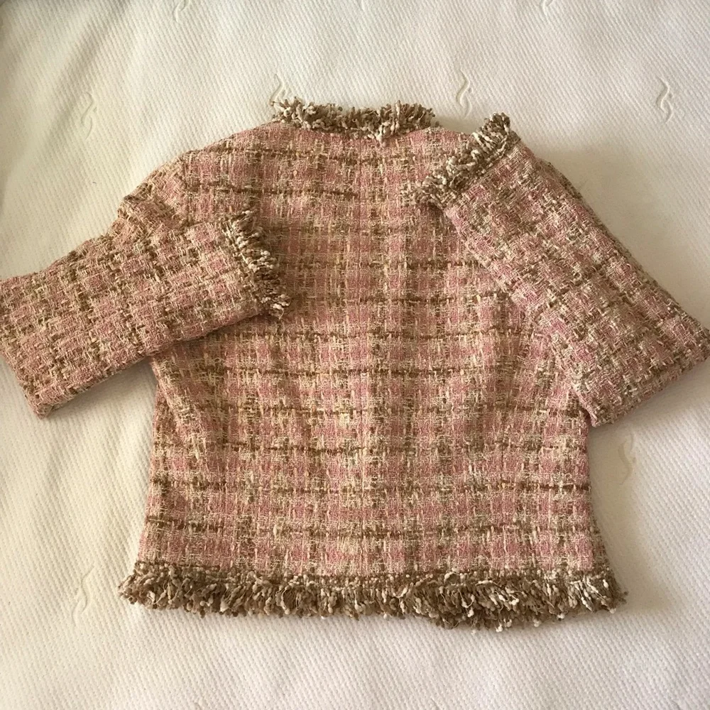 JON Designer Vtg Tweed Skirt Suit Pink Tan Bouclé Fringe Jacket 8 Nostalgic Rare - Picture 7 of 16
